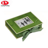 Green Cardboard Magnetic Photo Frame Gift Box